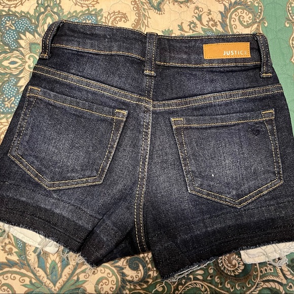 Justice girls mini mom shorts. Dark wash-grape flip sequin. - Picture 2 of 3